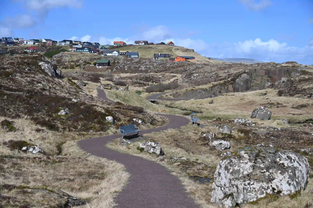 Family-friendly walking trail in Hoydalar in the Faroe Islands